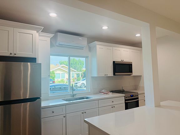 2nd image of 3601 E Vermont St #18