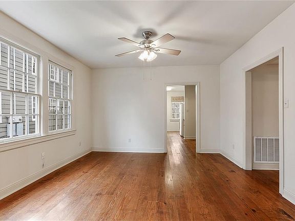 2nd image of 3525 Nashville Ave