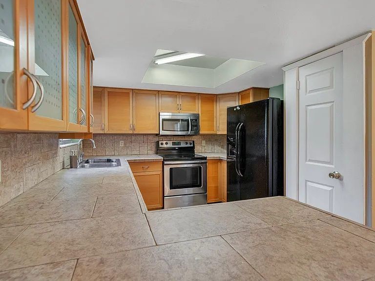 110 N Deerwood Ave — Photo 10