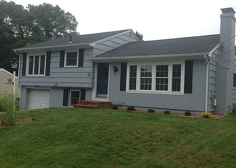 61 Glenwood Dr, North Kingstown, RI 02852 Zillow