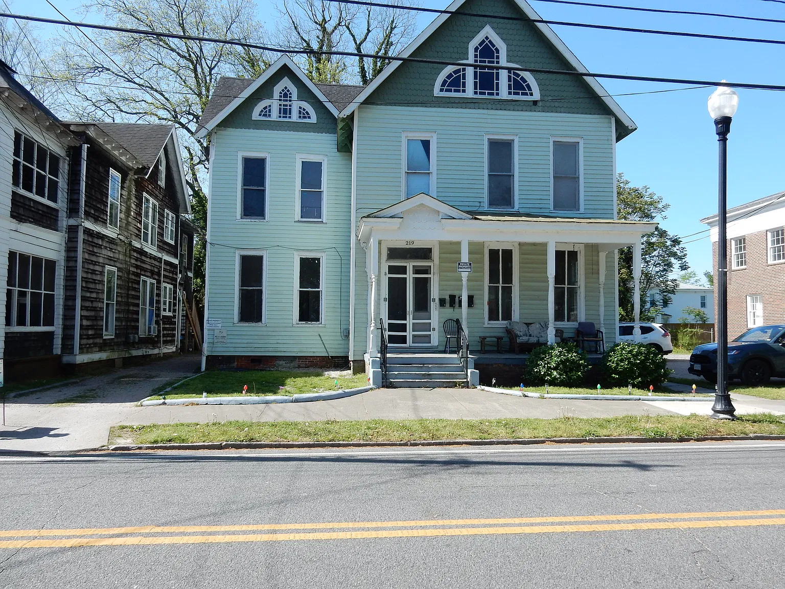 2 bed, 700 sqft, $1,000 — Photo 1