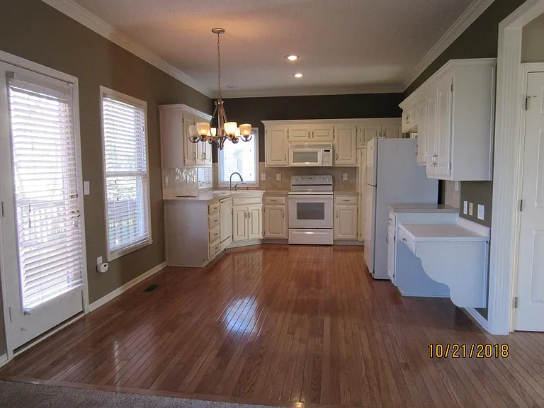 13964 W 148th St — Photo 3