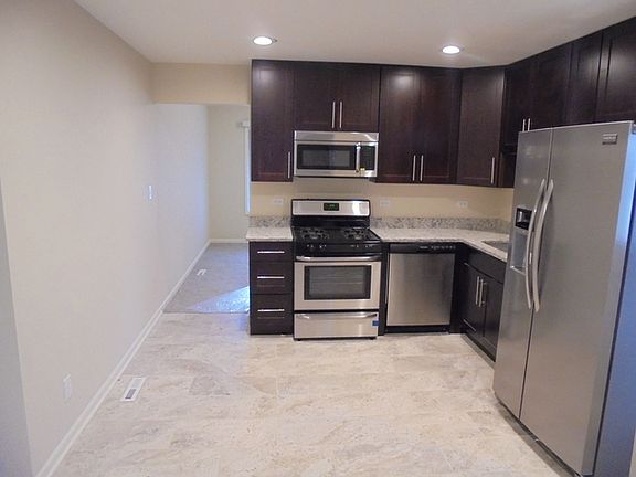 3rd image of 5401 N Highland Dr