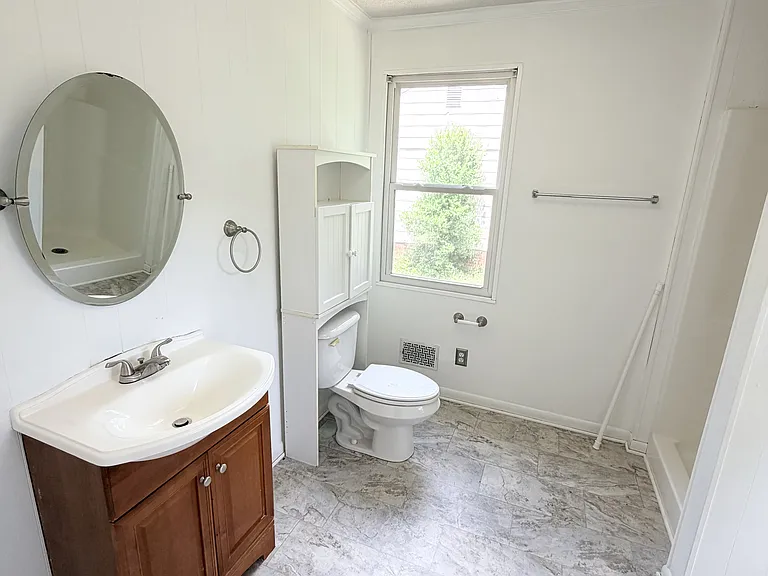1305 Summerland Dr — Photo 10