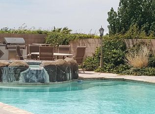16588 Farmington St, Hesperia, CA 92345