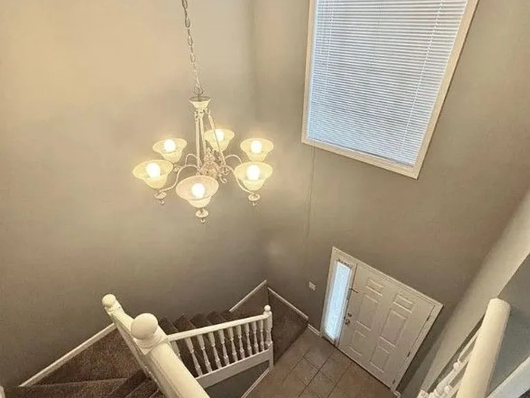 125 N Springview Dr — Photo 5