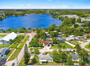 1114 Cochran Dr, Lake Worth, FL 33461