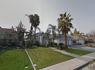 11015 Danecroft Way, Bakersfield, CA 93311