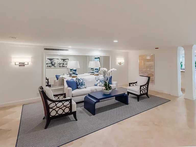 250 Bradley Pl #202 — Photo 25