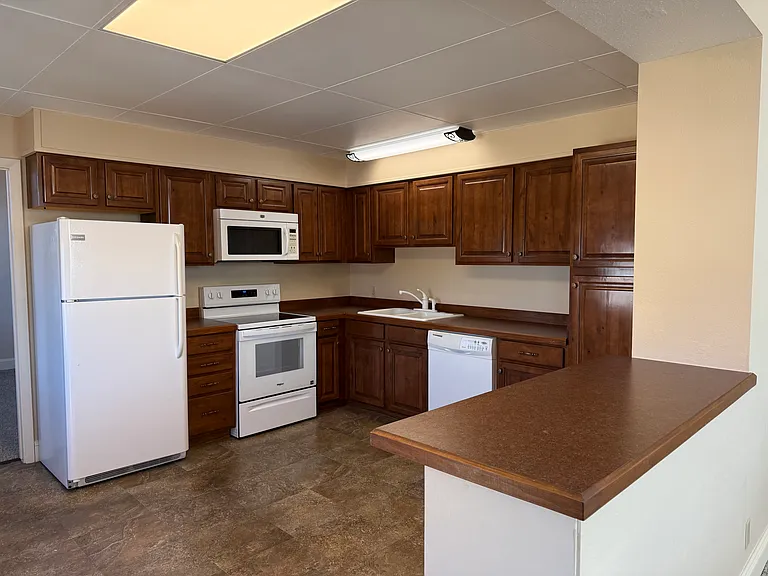 100 E Broadway St #519 — Photo 5
