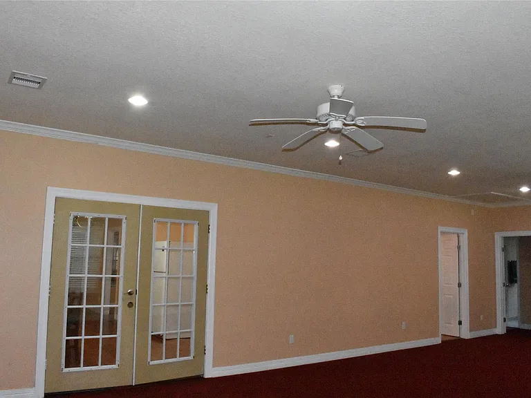 8535 Parkette Dr — Photo 8