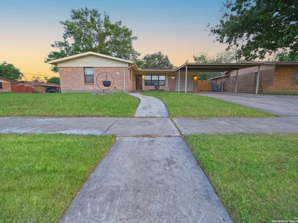 4722 Creekmoor, San Antonio, TX 78220