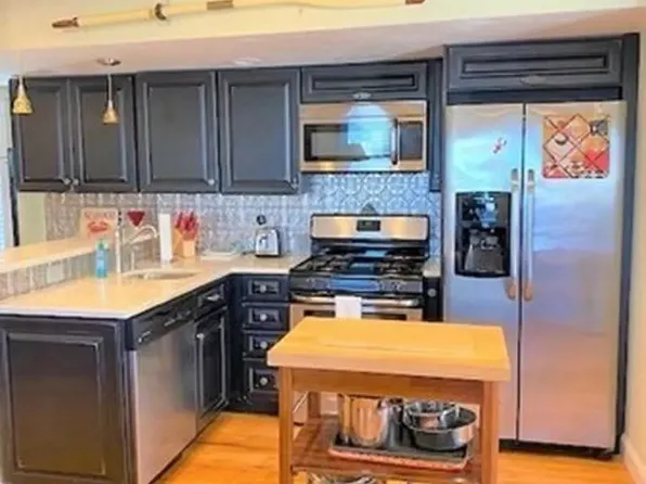 7 Libby Ave, Salisbury, MA 01952
