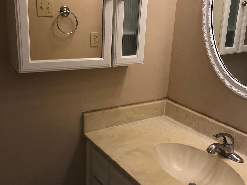 1st image of 1381 Country Place Dr #2-3