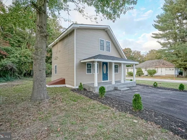 639 Roosevelt Ave, Glassboro, NJ 08028