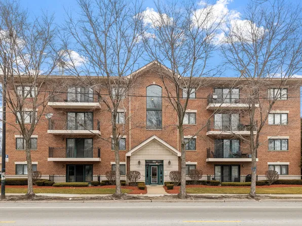 3720 W 111th St APT 102, Chicago, IL 60655