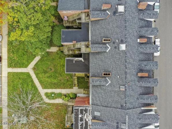 58 Westerlo St FLOOR 3