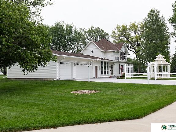 2nd image of 1209 Road 15