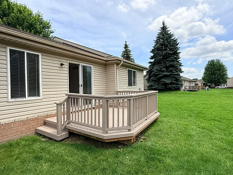24381 Juliet Dr — Photo 20