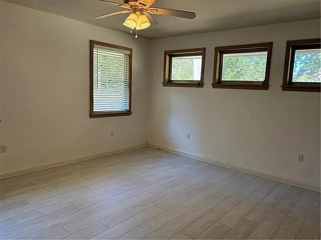 722 S Harrison St — Photo 17