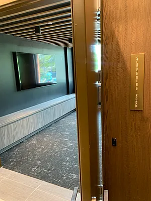 Rented by Nooklyn NYC LLC | media 71