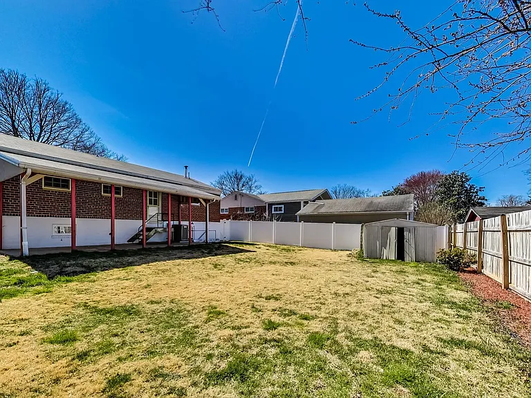 4617 Creek Shore Dr — Photo 38