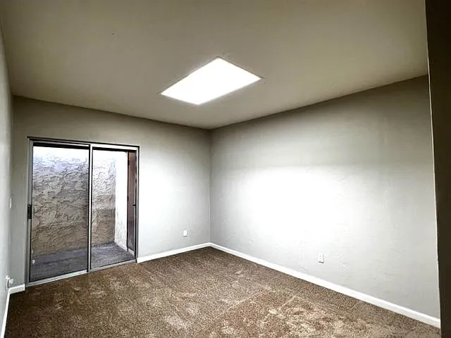 1410 W Cerrada Colima — Photo 26