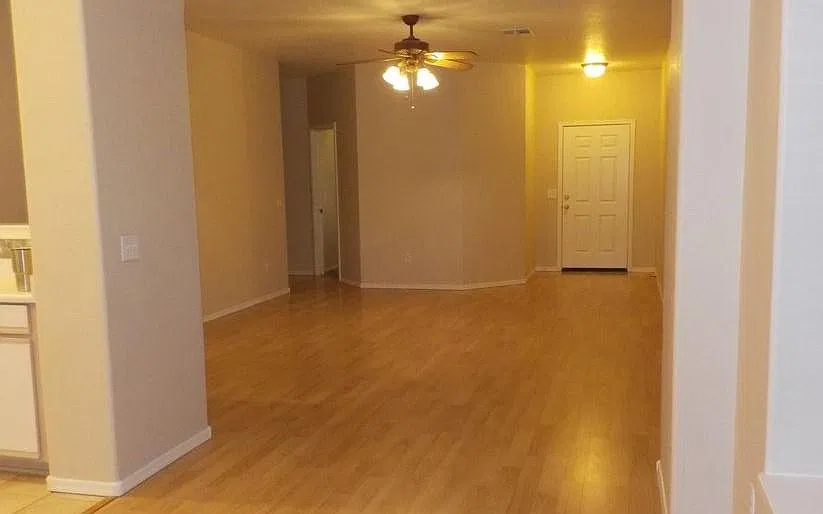 3 bed, 1378 sqft, $1,895 — Photo 4