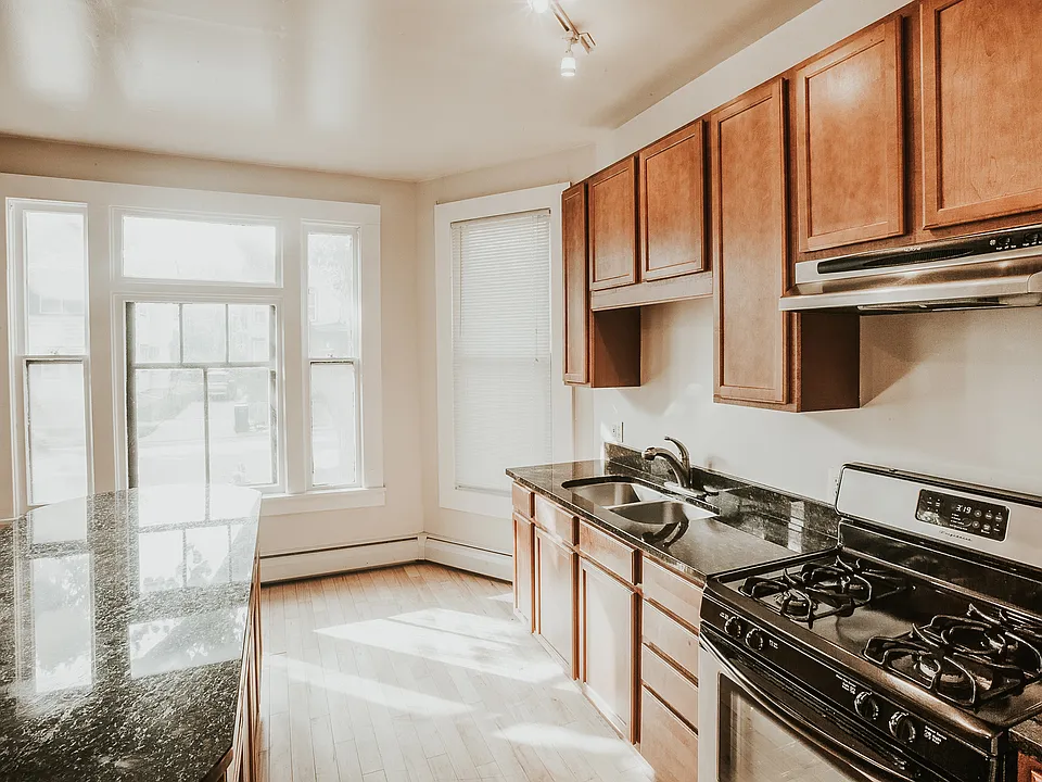 514 8th Ave SE