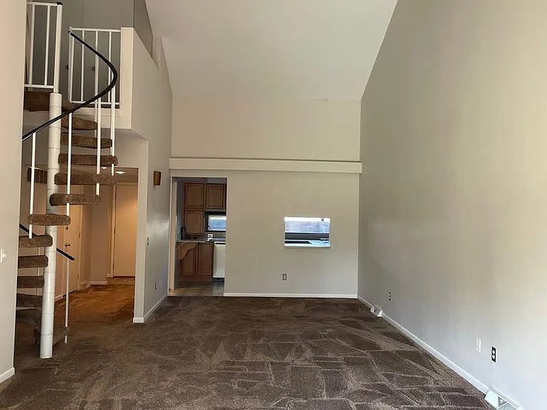 870 E Boundary St — Photo 6