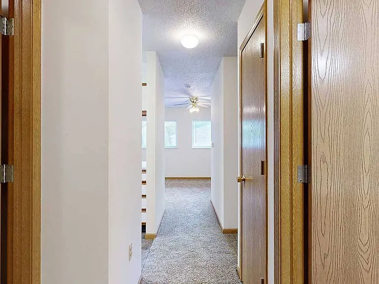 Highland View Apartments — Photo 53