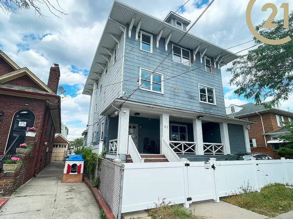 512 Beach 130 St, Rockaway Park, NY 11694