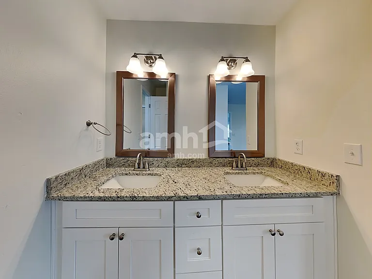14 Annika Ct — Photo 12