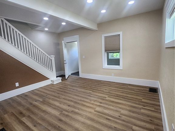 5th image of 517 Hamilton Ave