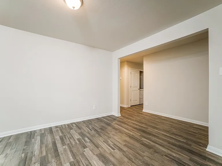 15815 Del Norte Dr — Photo 2