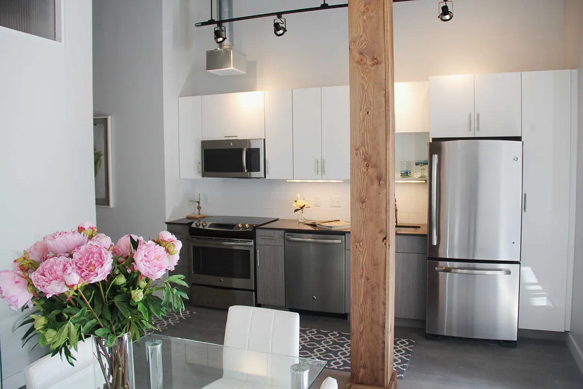 Building Photo - Hathaway Lofts