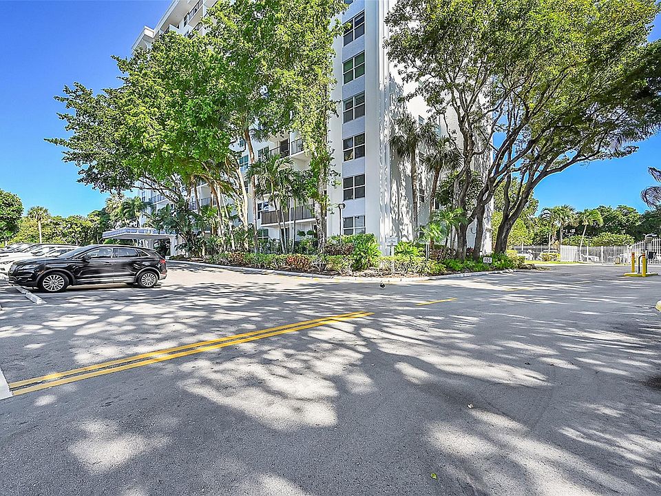 1st image of 1800 N Andrews Avenue #3E