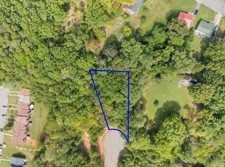 115 Stoney Ct, Martinsville, VA 24112