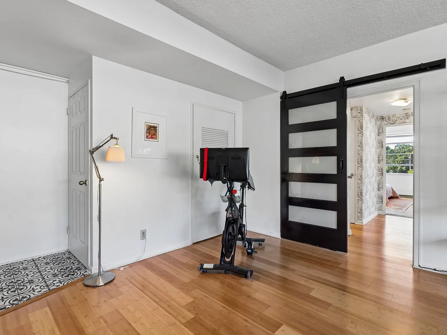 2 bed, 1094 sqft, $2,250 — Photo 2