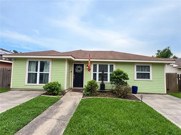 5472 Grand Bayou Dr, New Orleans, LA 70129