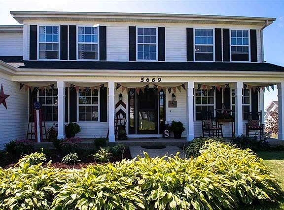 3rd image of 5669 Montadale Dr