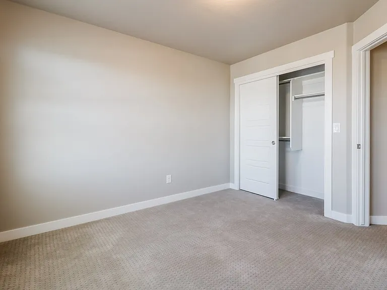 1083 W Osprey Dr — Photo 14