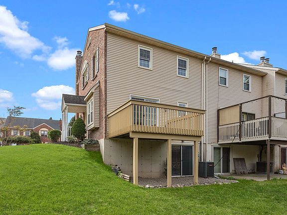 Rear of Townhouse with deck