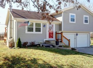 17890 Taylor Dr, Olathe, KS 66062