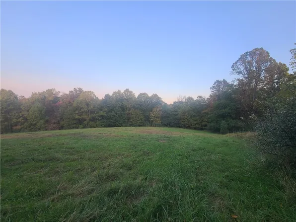 548 Elkin Rd, Kittanning, PA 16201