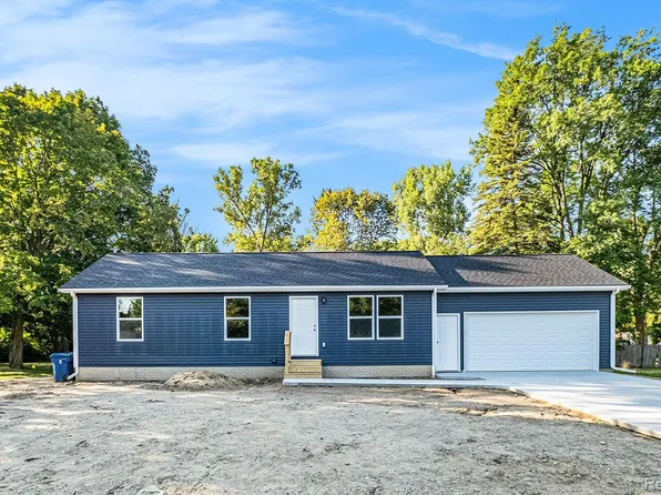 1207 Sorrento Ln, Flint, MI 48507