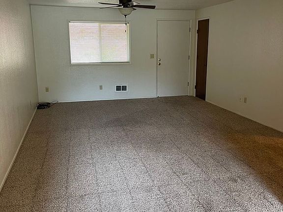 3rd image of 406 Waldo Ave SE APT H4