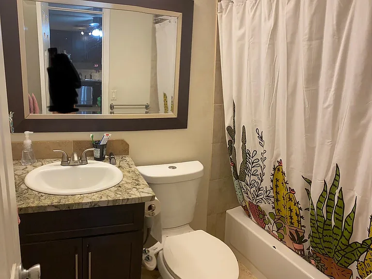 2nd Bathroom