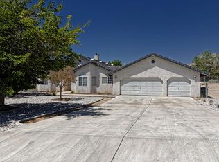 16056 Chiwi Rd, Apple Valley, CA 92307