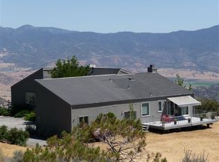 25440 Paramount Dr, Tehachapi, CA 93561